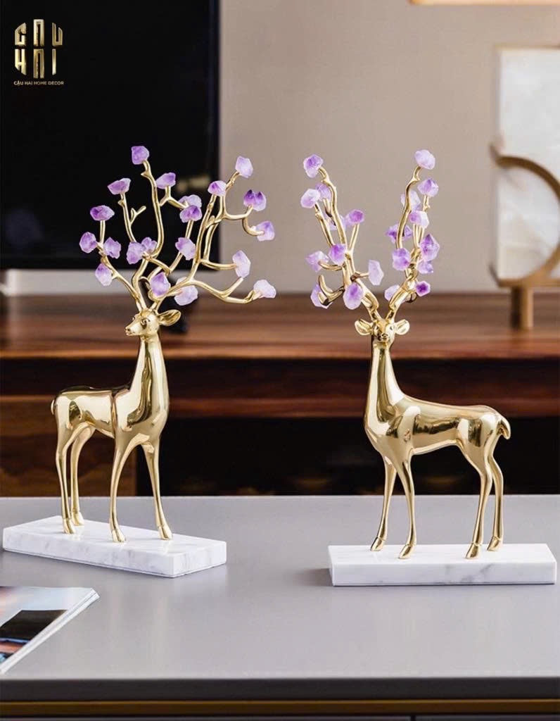 HOME COUTURE - SET OF 2 LUX GEM AMETHYST ESPRIT DE LA FORÊT BRONZE DEER STATUES