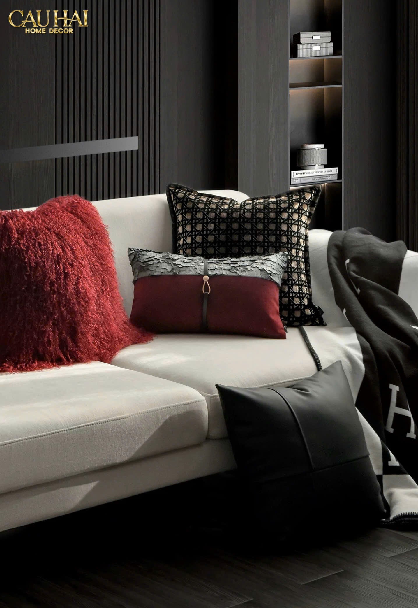 GỐI BURGUNDY VELVET SANGRIA METALLIC 30x50-2- Cậu Hai Home Decor