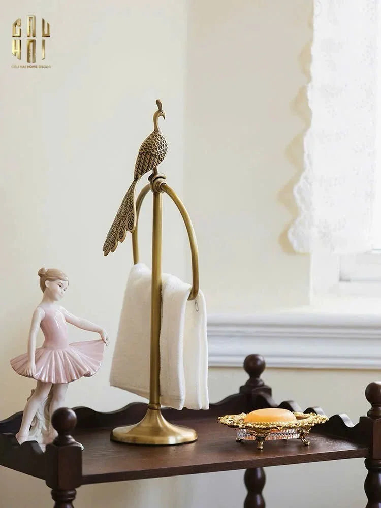HOME COUTURE - GIÁ TREO KHĂN GOLDEN BRONZE PEAFOWL SS25