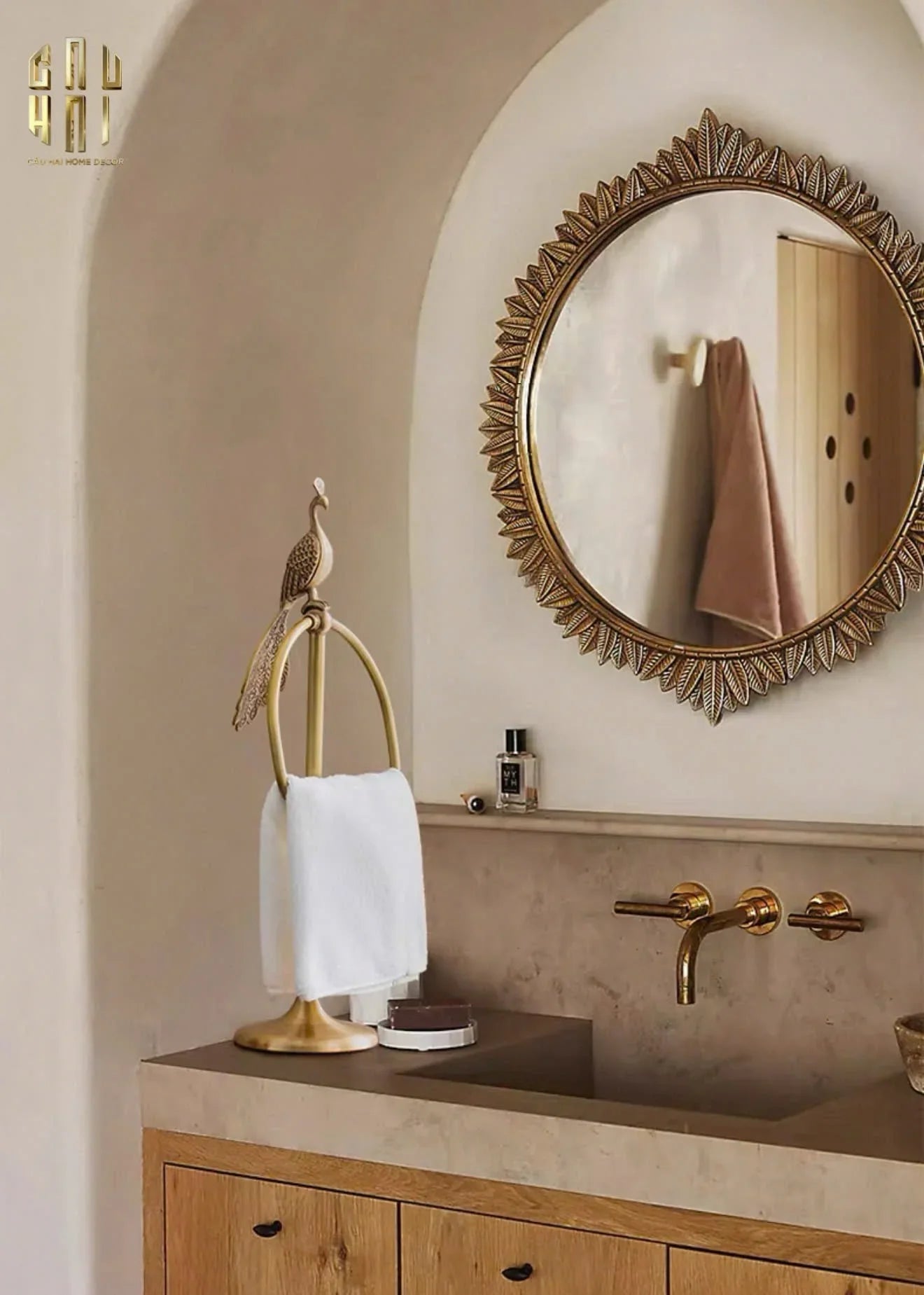 HOME COUTURE - GIÁ TREO KHĂN GOLDEN BRONZE PEAFOWL SS25