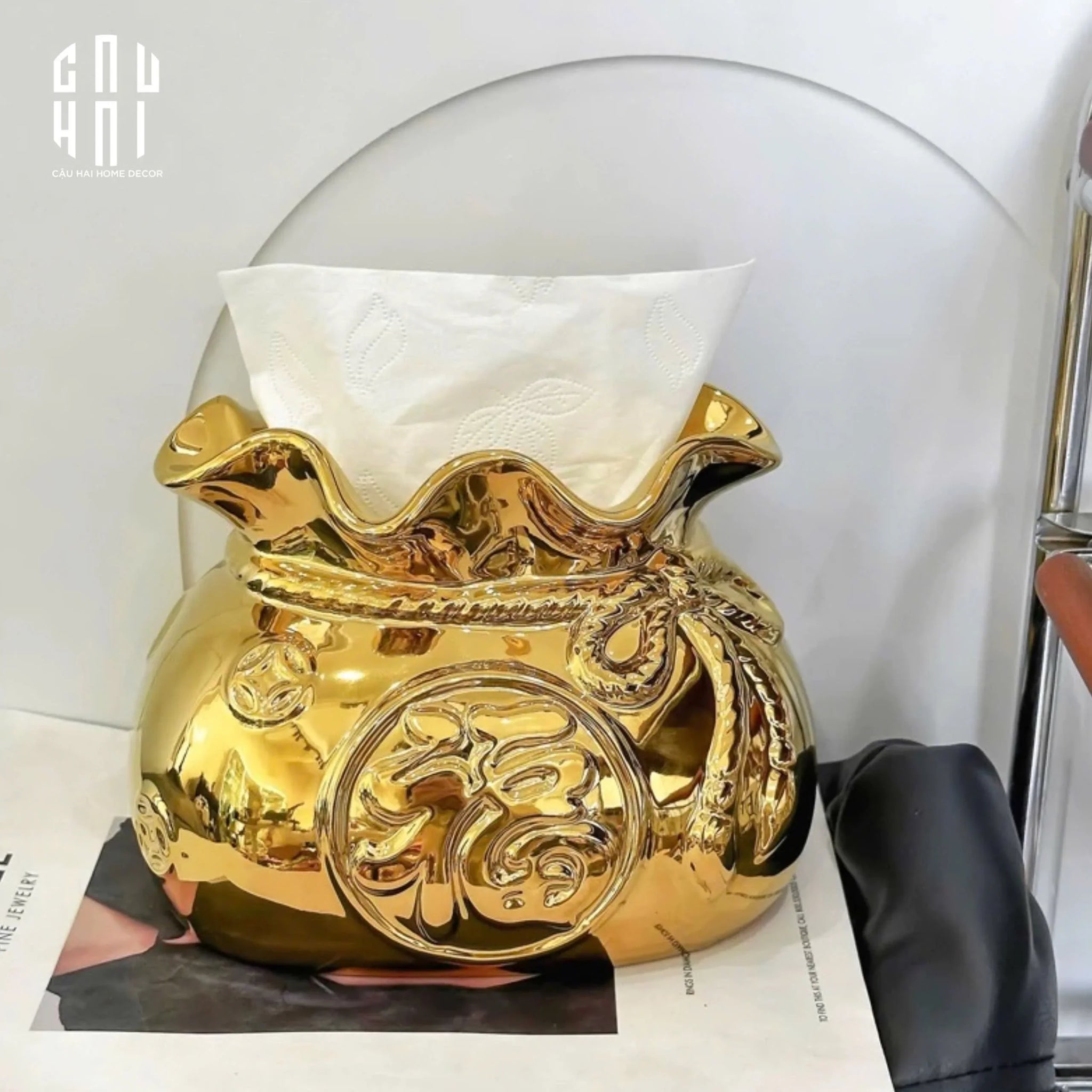 HỘP KHĂN GIẤY GOLDEN FUKU-CẬU HAI HOME DECOR
