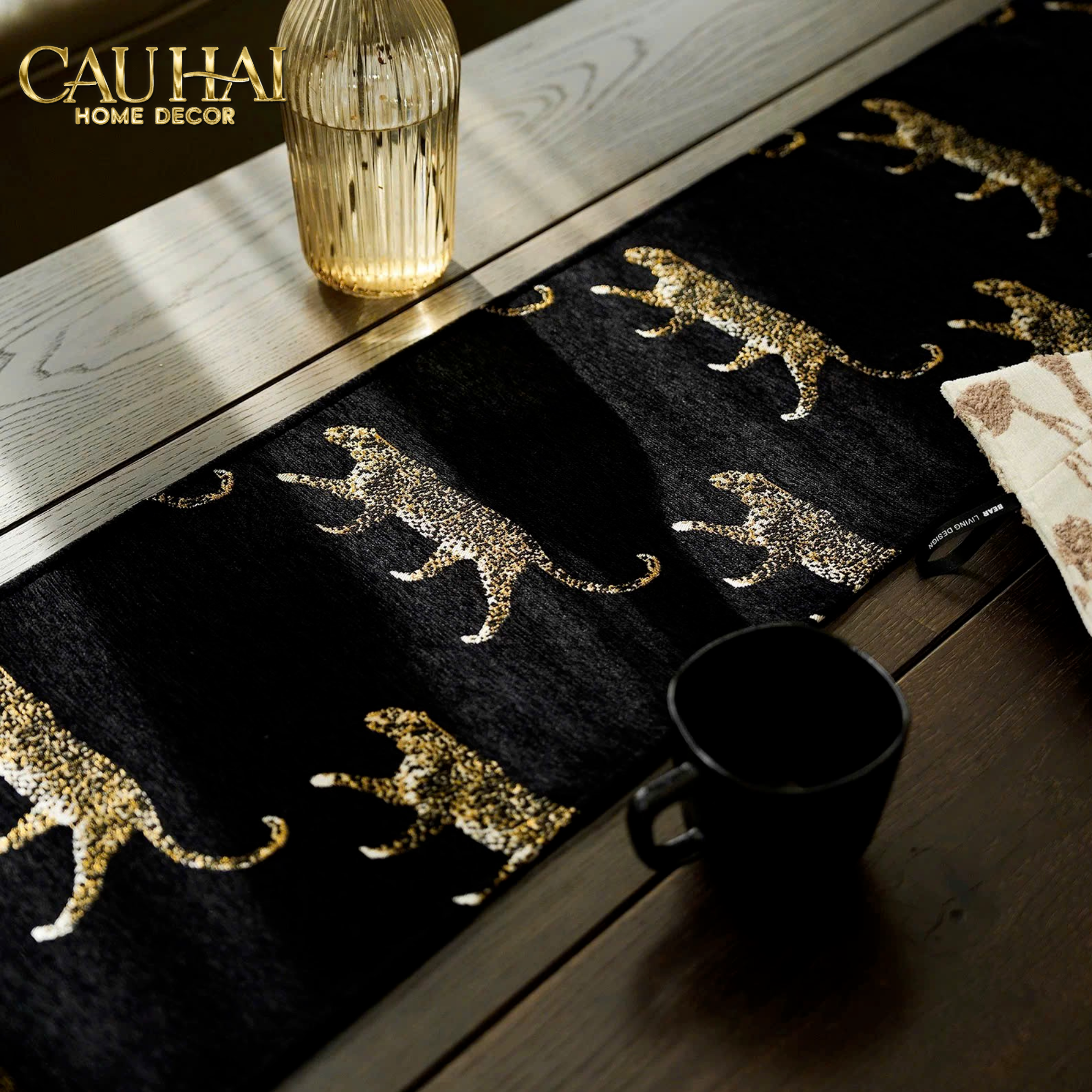KHĂN TRẢI BÀN JARGUAR SAVOIR TABLE RUNNER 30X240-CẬU HAI HOME DECOR