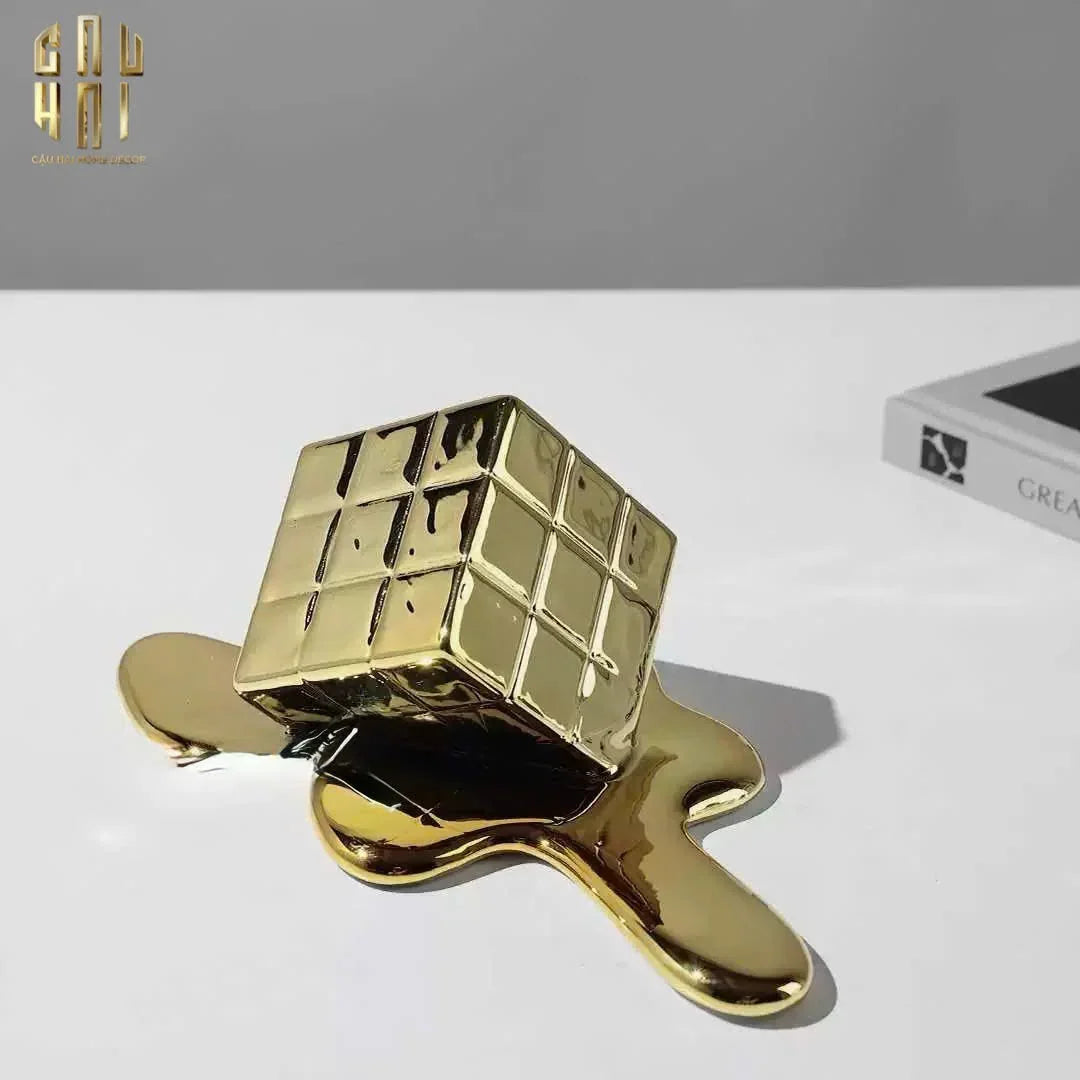 TƯỢNG GILDED MELTING RUPIK FW25