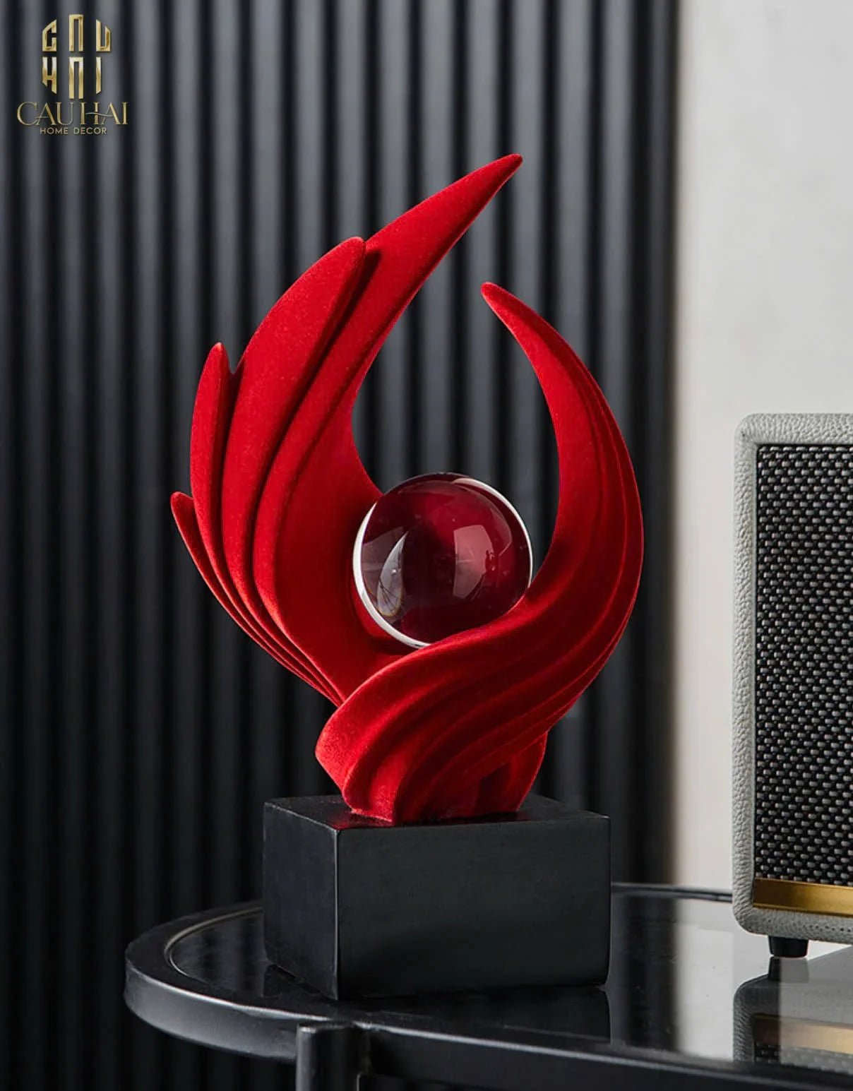 TƯỢNG NHUNG ĐỎ ETERNAL FLAME FW25