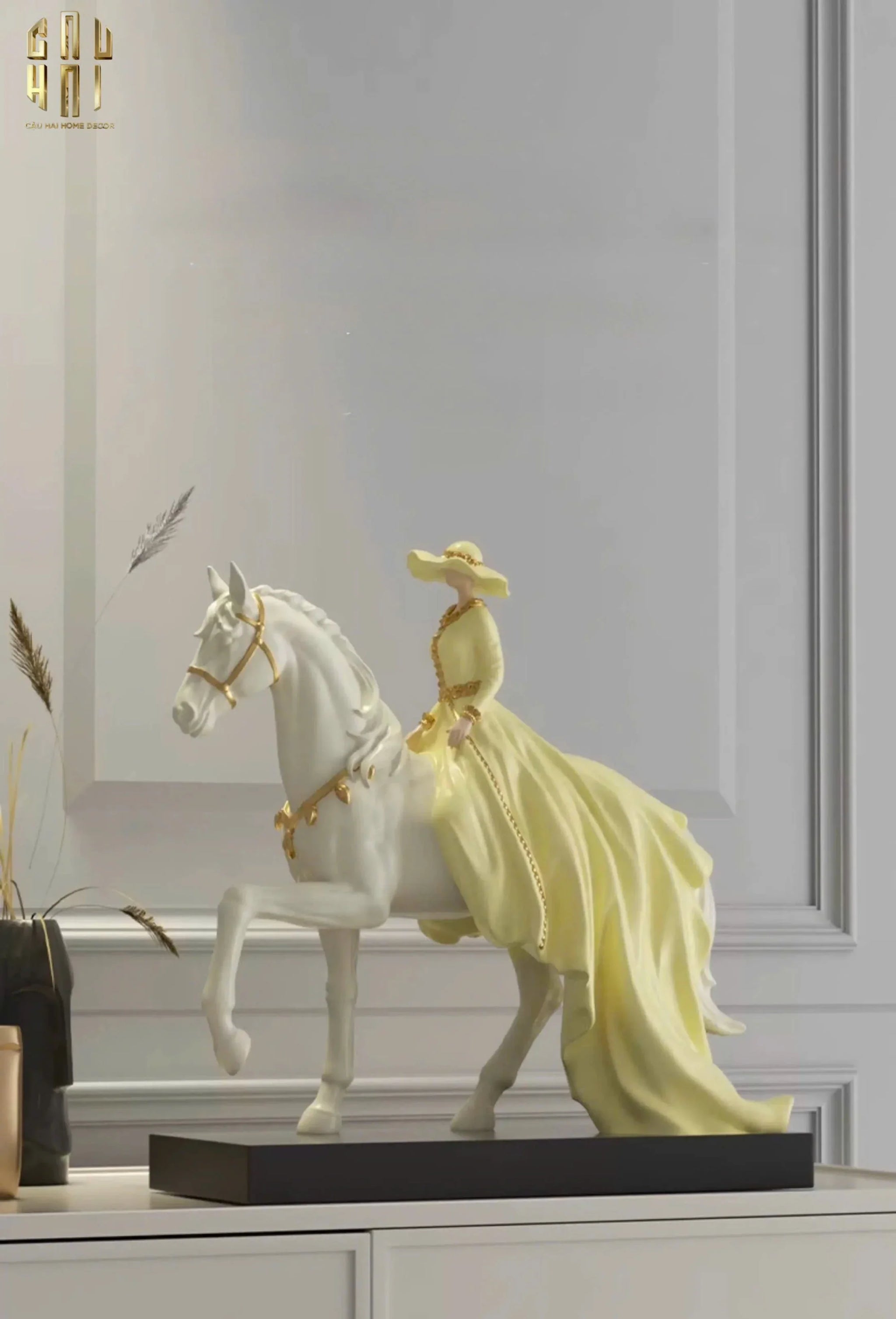 TƯỢNG PRINCESS MONTCLAIR - DUCHESS OF MONTCLAIR