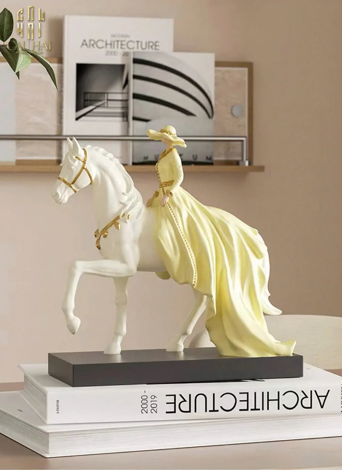 TƯỢNG PRINCESS MONTCLAIR - DUCHESS OF MONTCLAIR