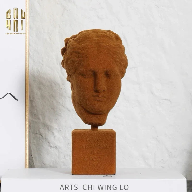 TƯỢNG VELVET PLATO QUOTE BUST FW25
