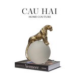 HOME COUTURE - TƯỢNG QUẢ CẦU PHA LÊ MAJESTIC PANTHER