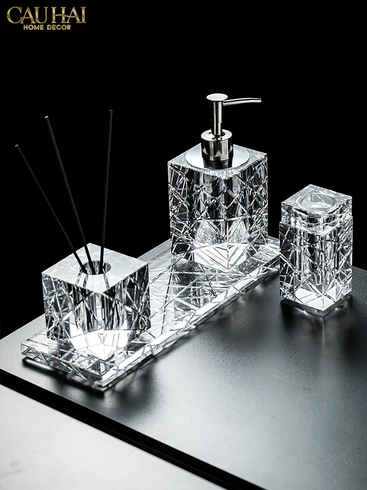 Maison Couture - Set Nhà Tắm Pha Lê  Lumière Cristalleries Bathroom Vanity Set - Cannage Facetté Set 4pcs