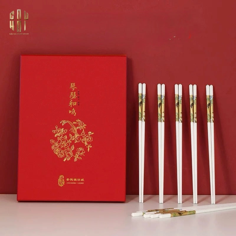 Set 10 Đôi Đũa Sứ BST Khổng Tước Hoàng Kim Porcelain Chopstick 25cm