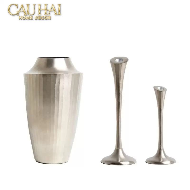 Indira Maison Couture - Bình Hoa Hợp Kim Metalic Platinum Fluted Silhouette Vase 17x6.9x30