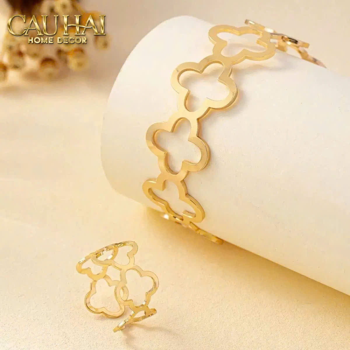 Napkin Ring Clover Fleur Monogram Quatrefoil
