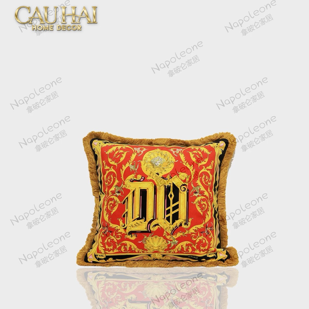 Maison Couture - Vỏ Gối V Class    I ♡ Baroque Acanthus V Monogram Cushion 45 Medusa Gala White