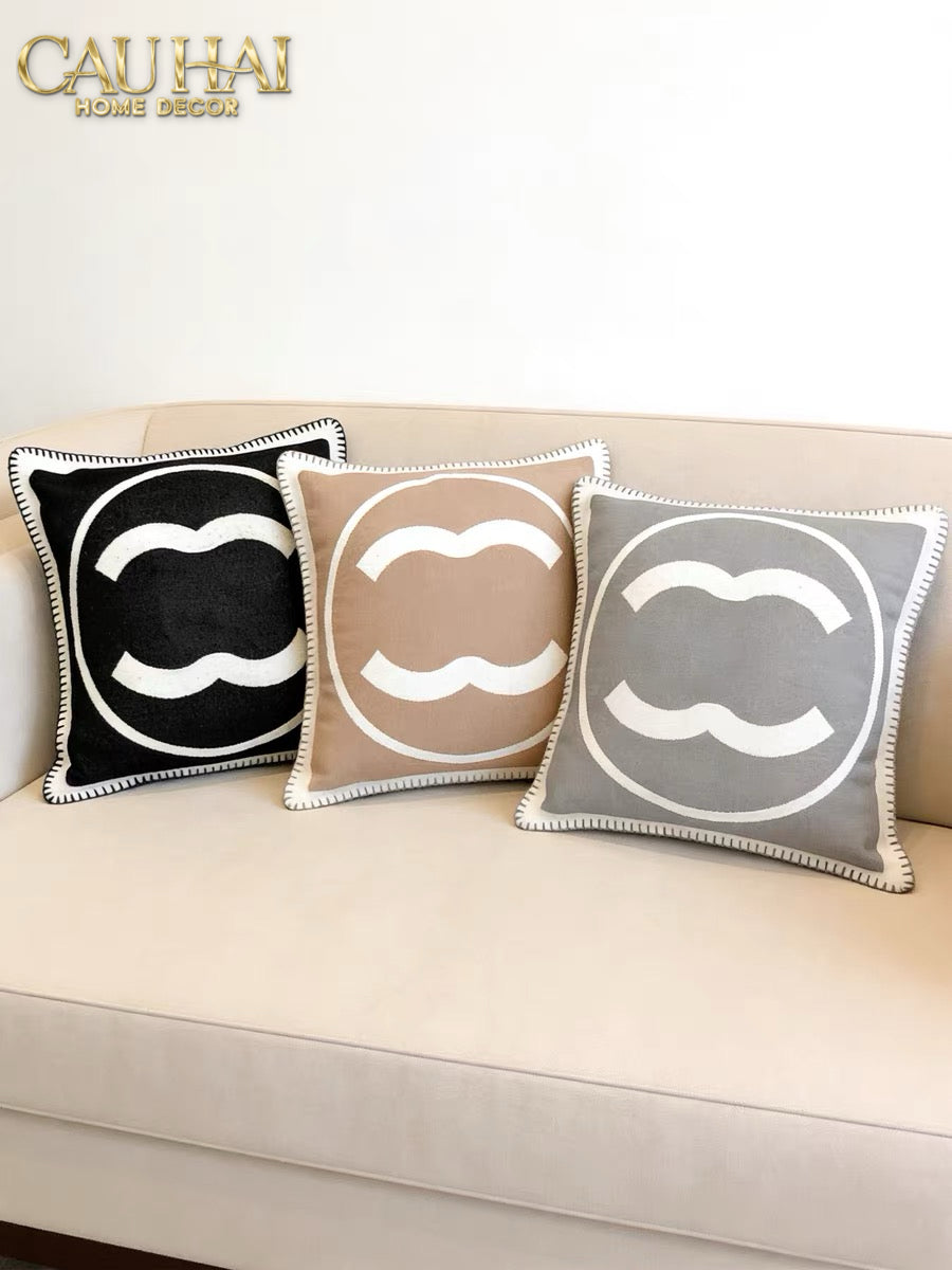 Les Cussins D'Élégance - Coco Tweed Pillowcases - Savoir