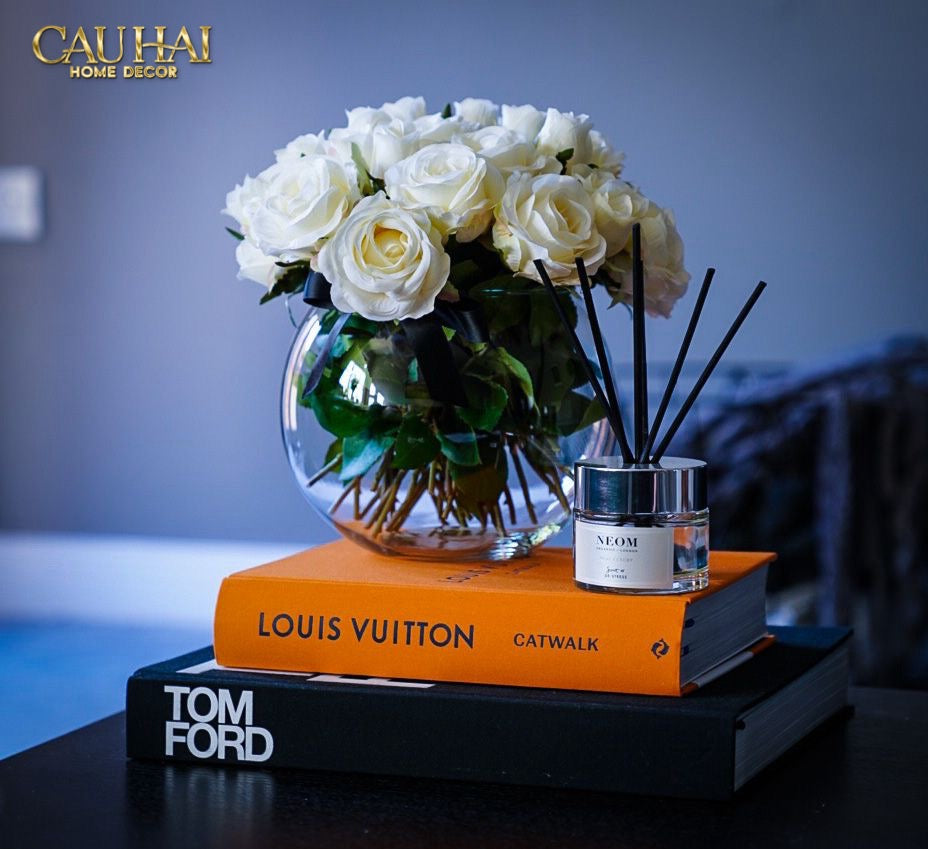 Maison Couture - Sách Louis Fashion Runway 20x28x6 632 pages-Sách Couture-CẬU HAI HOME DECOR