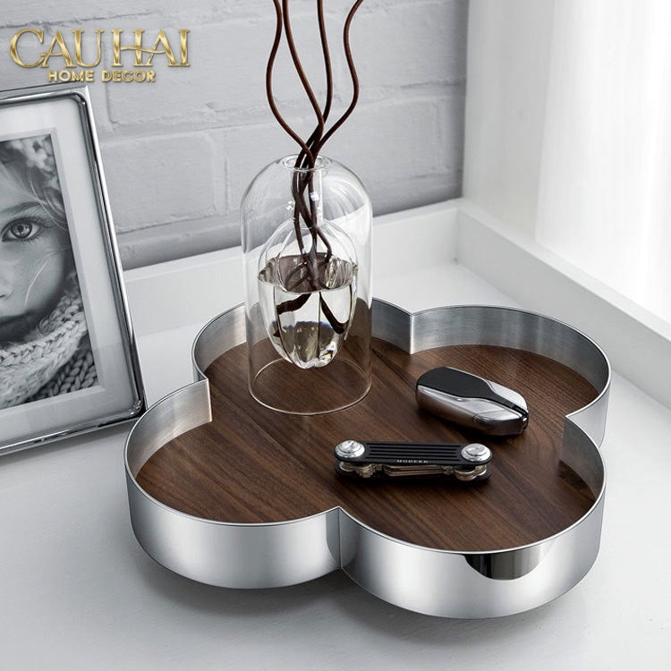 Khay Gỗ Viền Inox Louis Monogram Quatrefoil Heritage