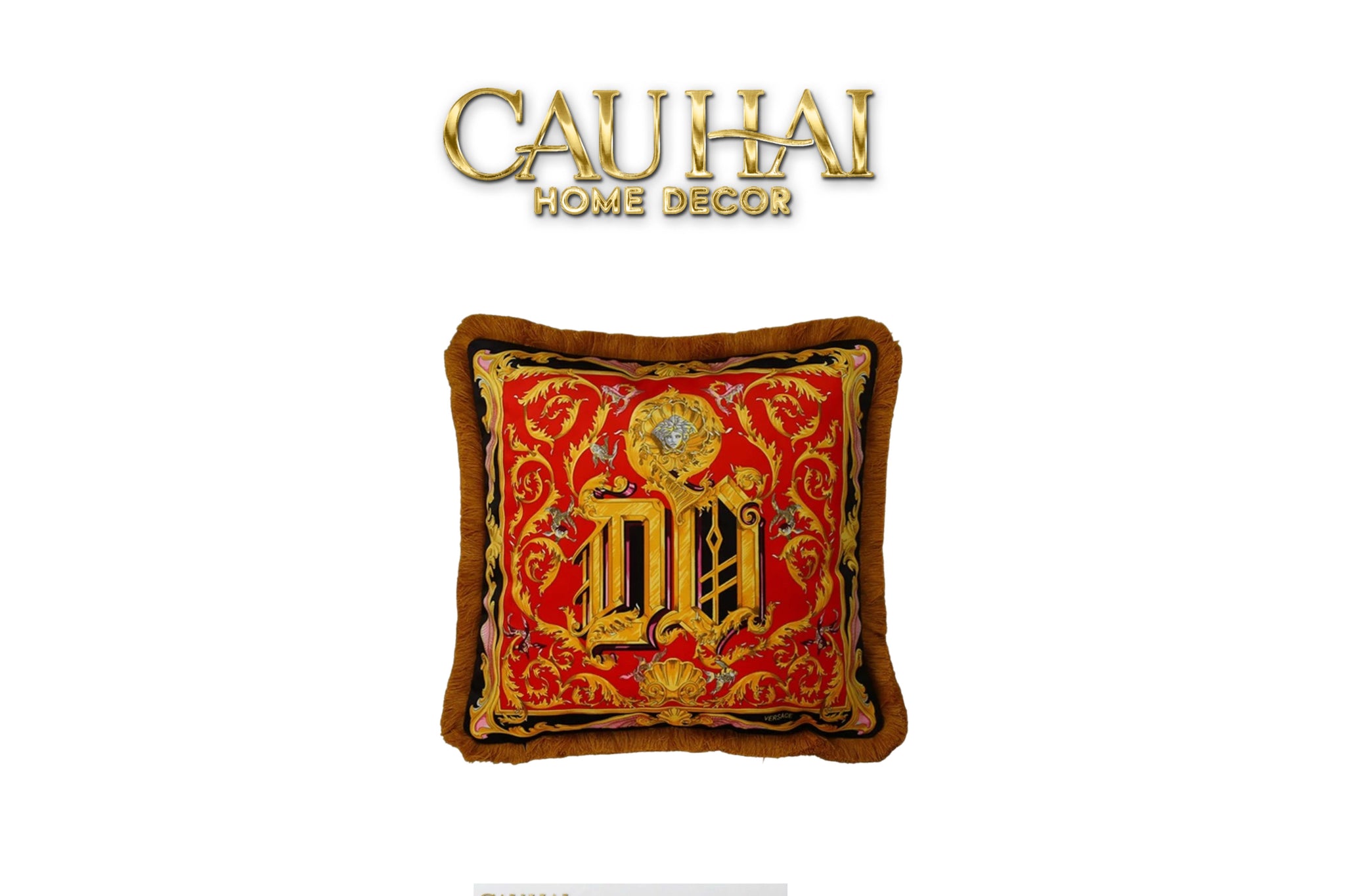 Maison Couture - Vỏ Gối V Class    I ♡ Baroque Acanthus Medusa Monogram Cushion 45 Vermillion Rouge