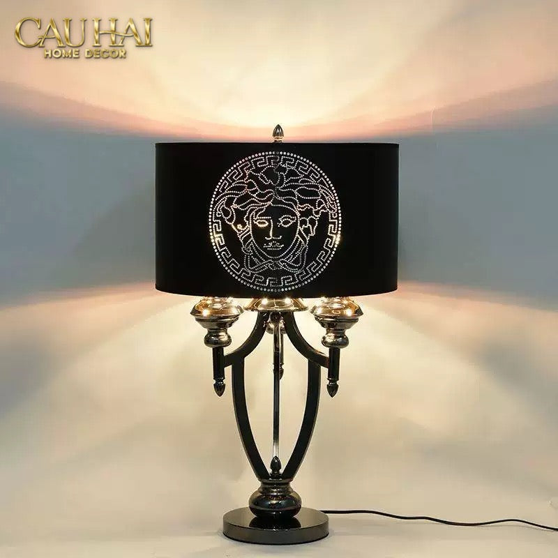 Đèn Bàn Versus Medusa Signature - V Class Side Table Lamp Ss22-ĐÈN BÀN-CẬU HAI HOME DECOR