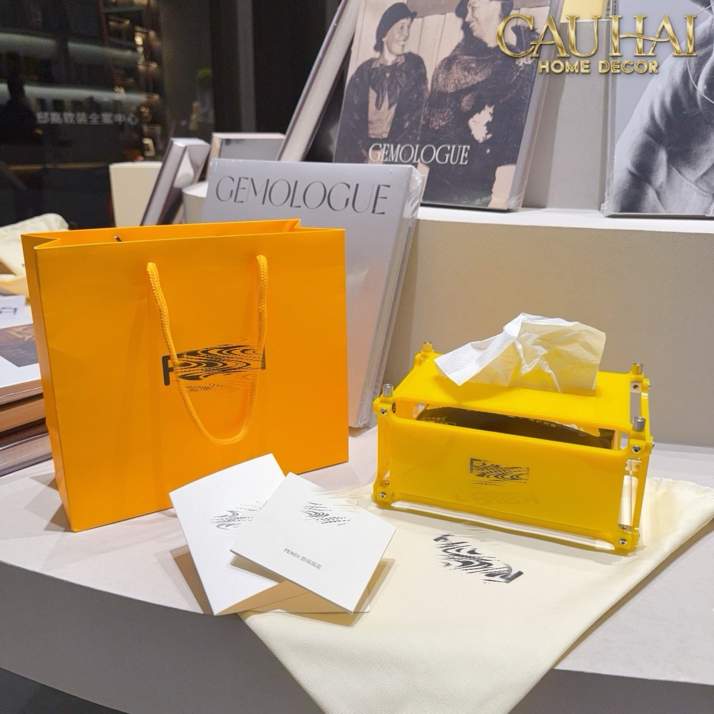 Maison Couture - Hộp Khăn Giấy Acrylic F Class Lemon Glacier Fancy Tissue Case 20x14x10