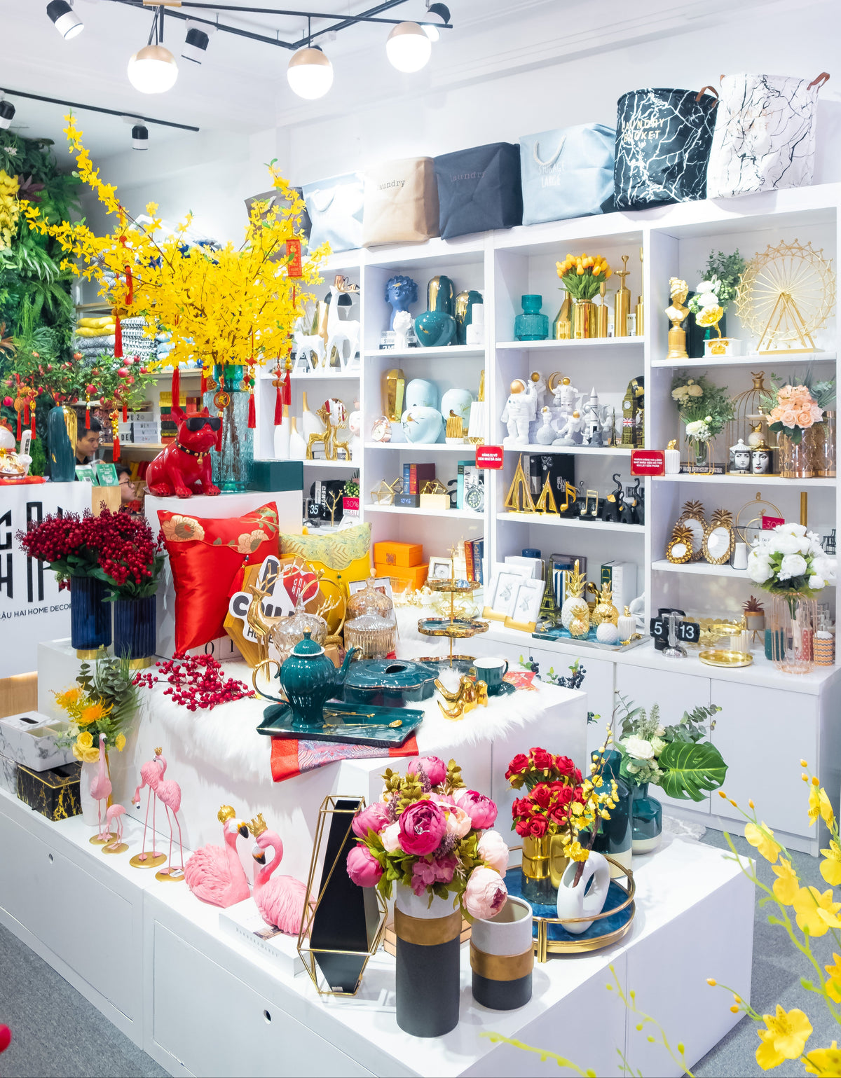 Không gian showroom Cậu Hai Home Decor mở rộng tầng trên – Trang trí nhà cao cấp TP.HCM | Cậu Hai Home Decor
