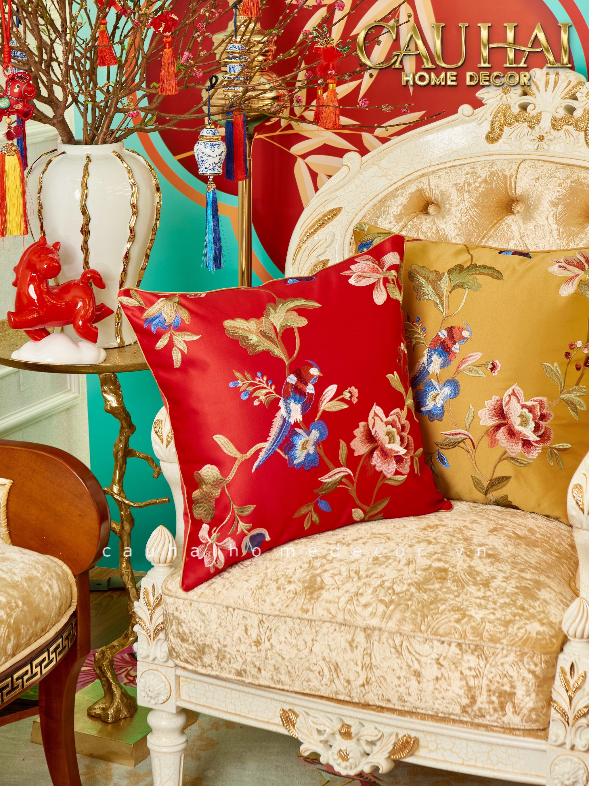 Tết Couture - Vỏ Gối Lụa Thêu Kim/ Hỷ Nhã Cầm  45