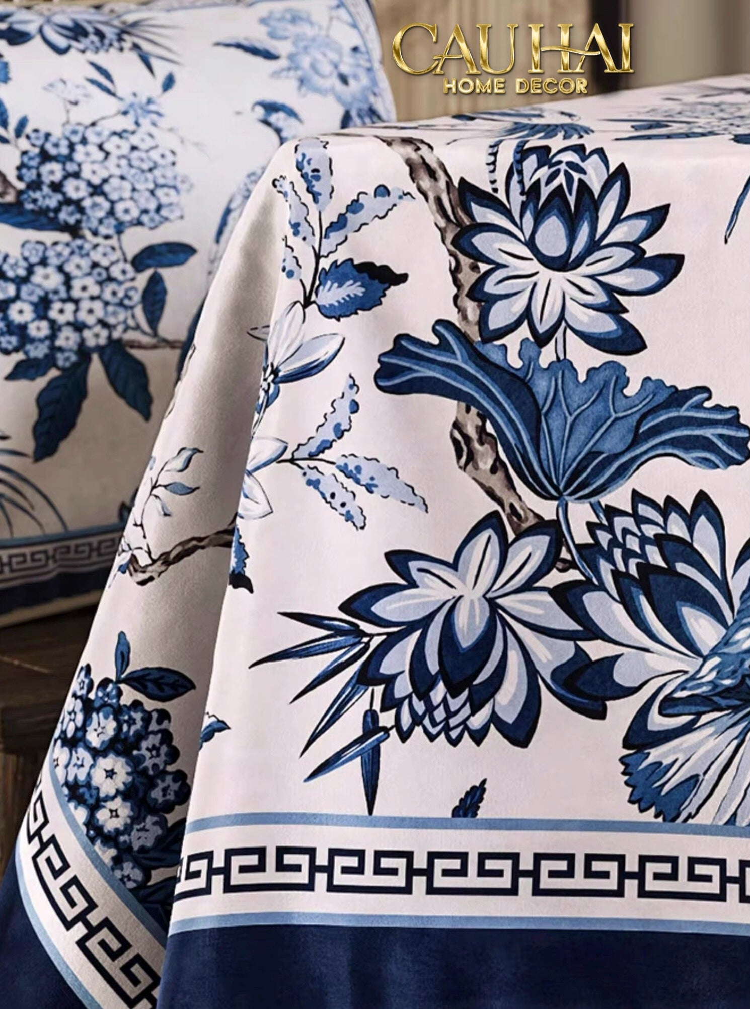 Tết Couture - Gối Nhung Indochine Éventail Paysage Bleu - CẬU HAI HOME DECOR