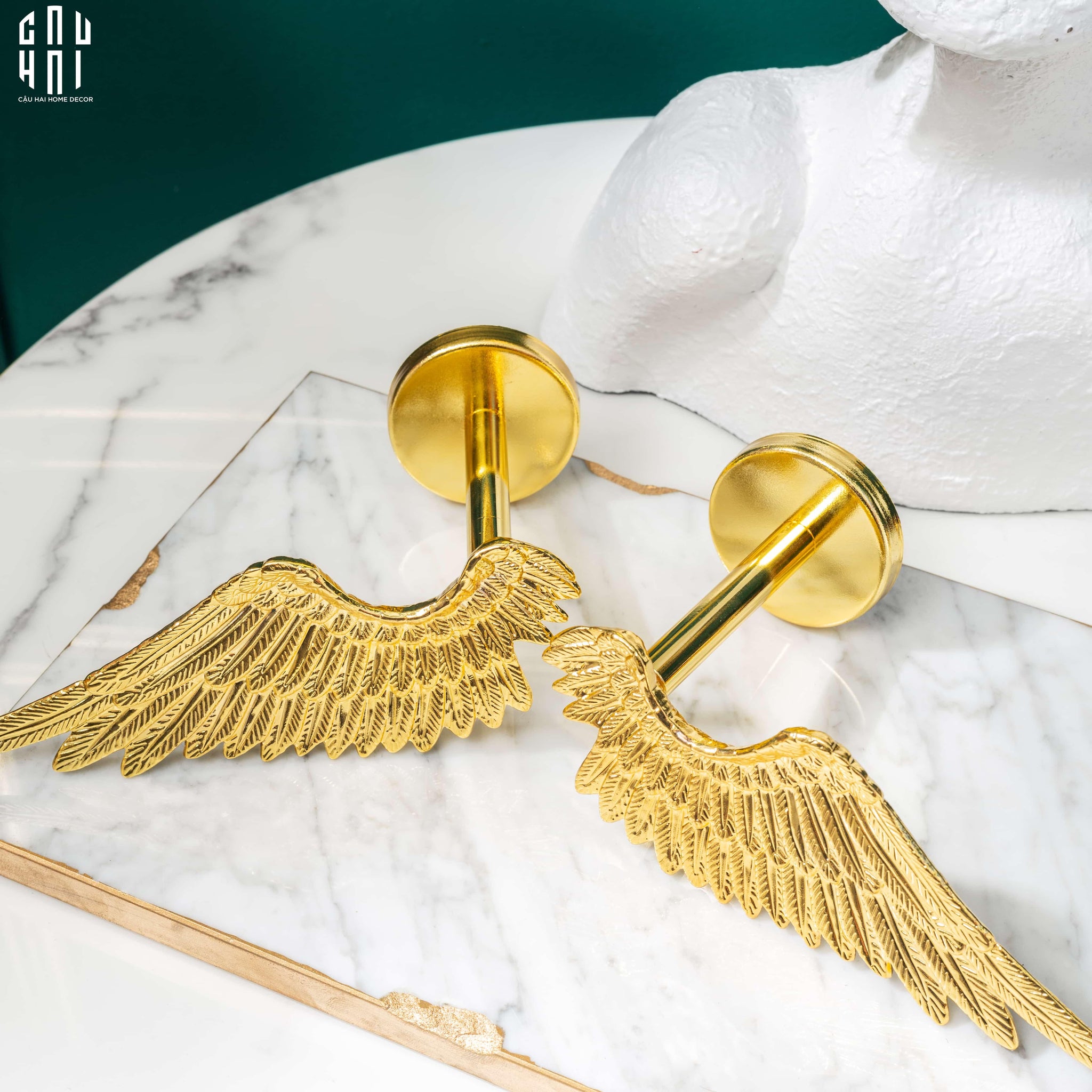 ANGEL WINGS BRASS CURTAIN TIE