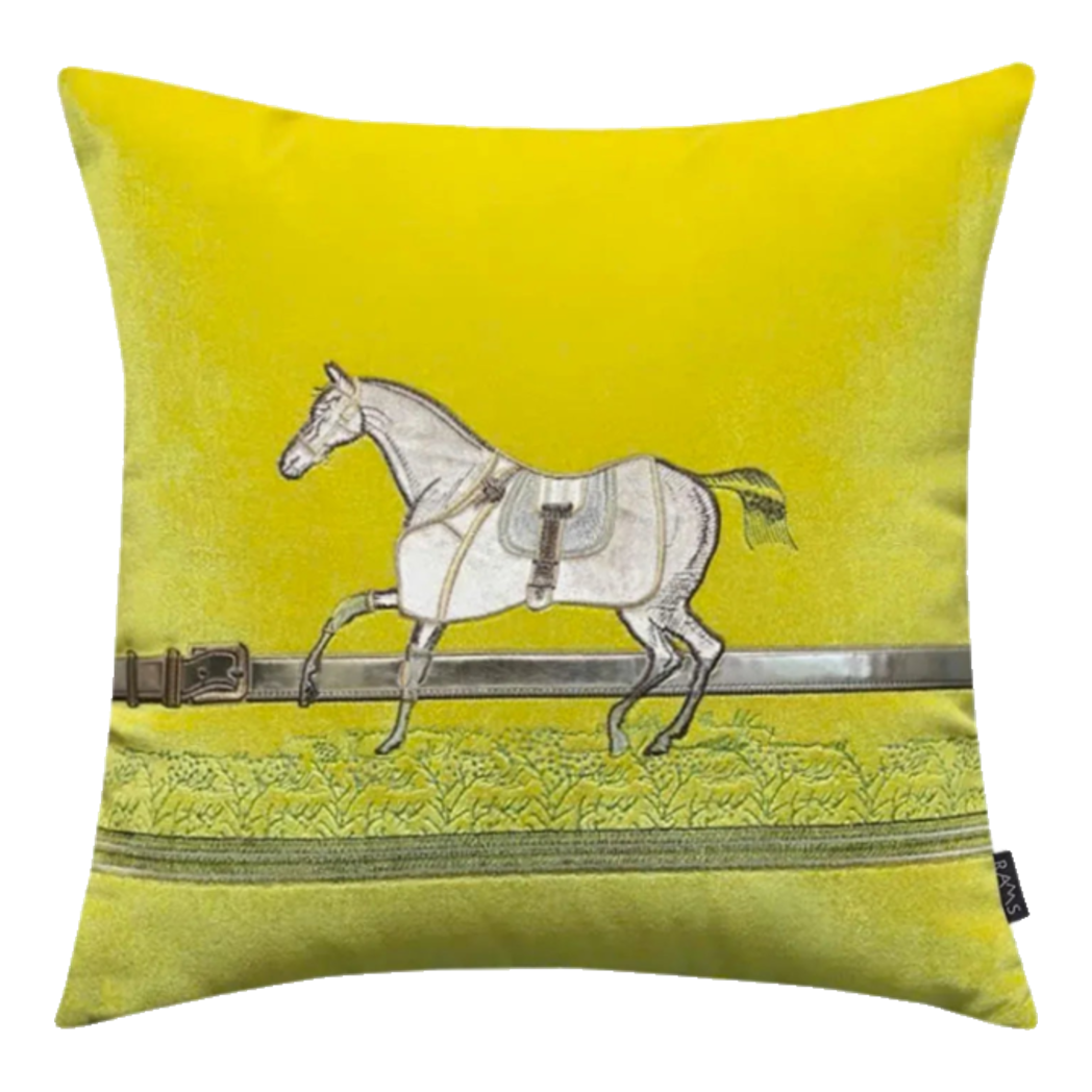 Vỏ Gối Nhung Thêu Cheval Blanc Serendipity 45