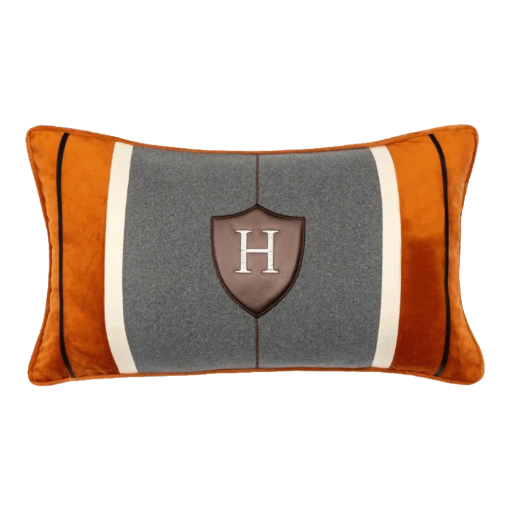 Gối Nhung Terra Heritage H Crest 30X50