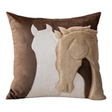 Vỏ Gối Nhung Équestre Victorious Stallion 45