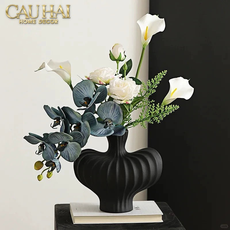 Bình Hoa Gốm Đen Petit Noir Plissé Vase 19x19.5-BÌNH HOA-CẬU HAI HOME DECOR