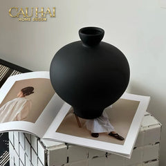 binh-hoa-gom-tron-den-noire-pearl-pottery-vase-23_5x17-cau-hai-home-decor-2 - CẬU HAI HOME DECOR