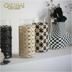 binh-hoa-thuy-tinh-hinh-tru-phoi-da-dan-woven-leather-cylinder-glass-vase-10x25-cau-hai-home-decor-5 - CẬU HAI HOME DECOR