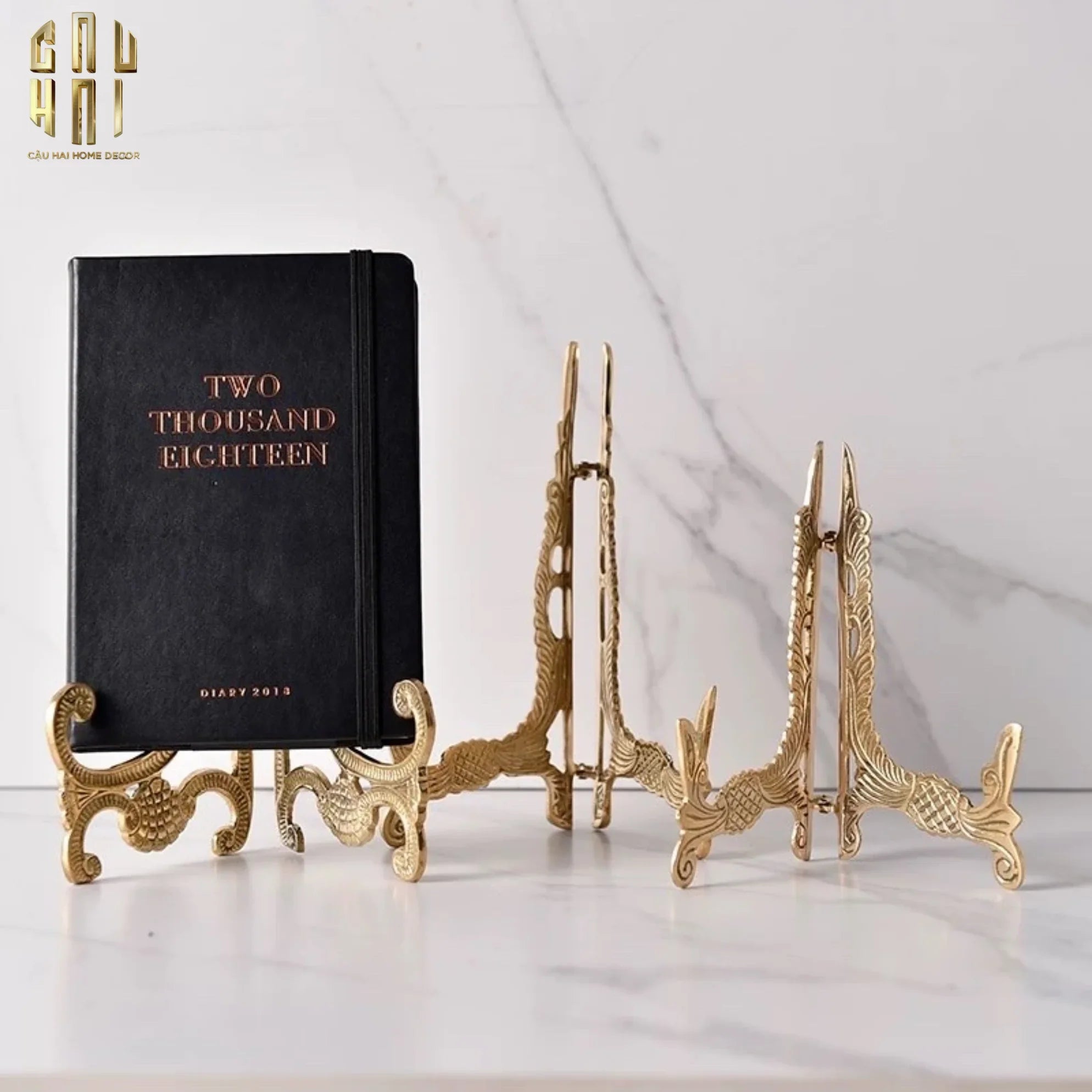 CHÂN ĐỠ ĐĨA ĐỒNG TRƯNG BÀY - PLATE STAND COSMO