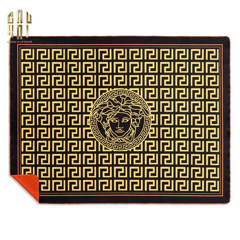 CHĂN SOFA NHUNG CAO CẤP GIANNI VERS. MEDUSA GREEK KEY VELVET BLANKET 150X200CM
