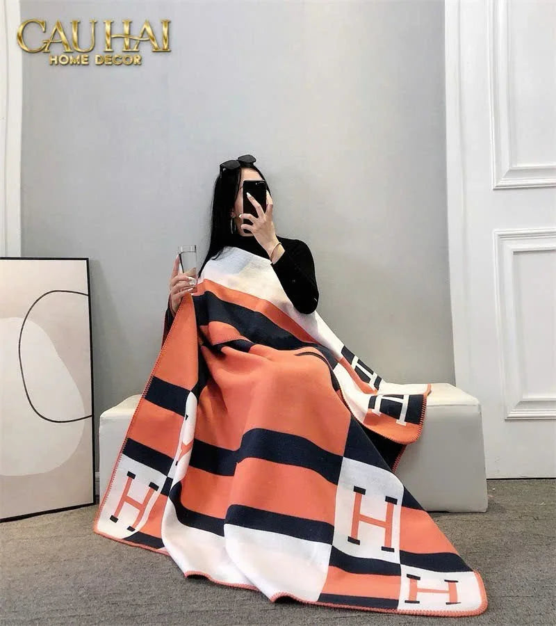 Chăn Sofa Noir-O Helios Velvet Blanket-CHĂN SOFA-Đối tác tại Trung Quốc theo từng đơn đặt hàng-CẬU HAI HOME DECOR