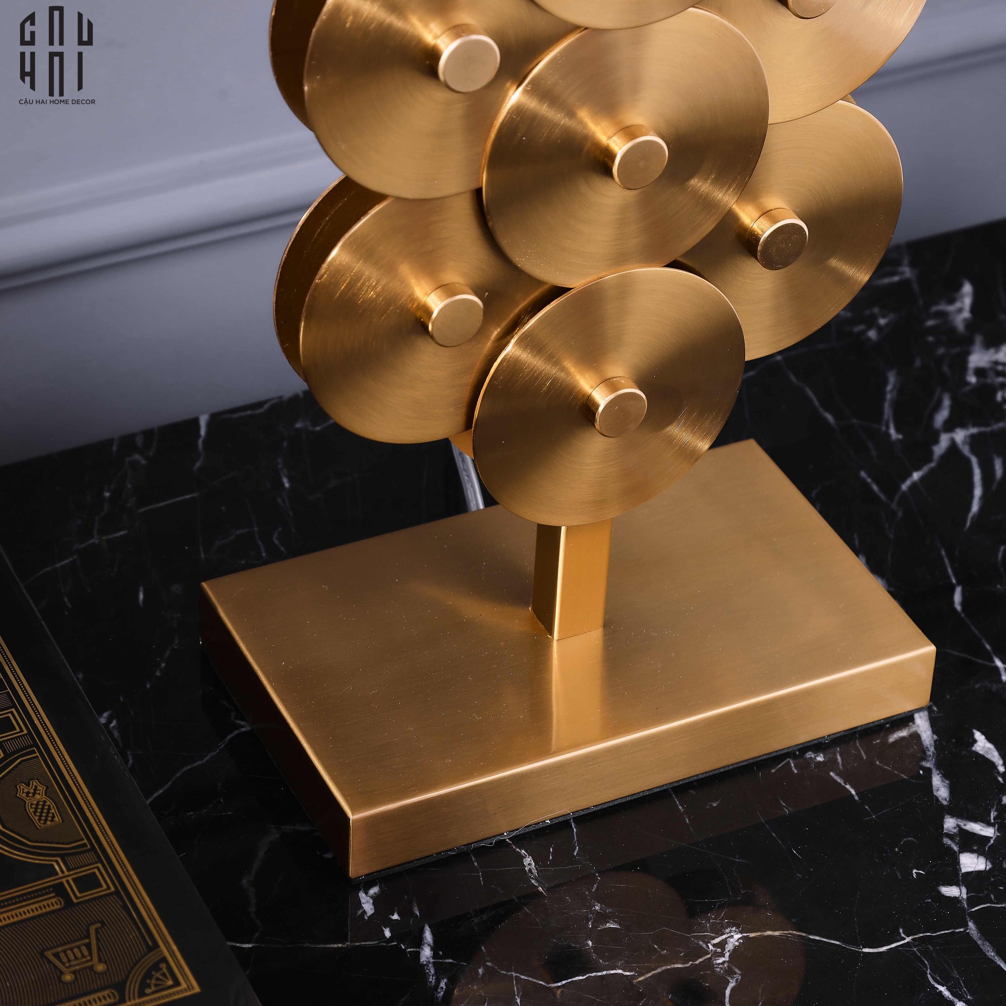 Đèn Bàn Léman - Léman Golden Side Table Lamp-ĐÈN BÀN-CẬU HAI HOME DECOR