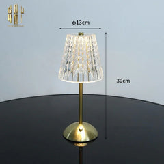 den-ban-pin-sac-3-che-do-acrylic-diamond-aurora-table-lamp-13x30-cau-hai-home-decor-3 - CẬU HAI HOME DECOR