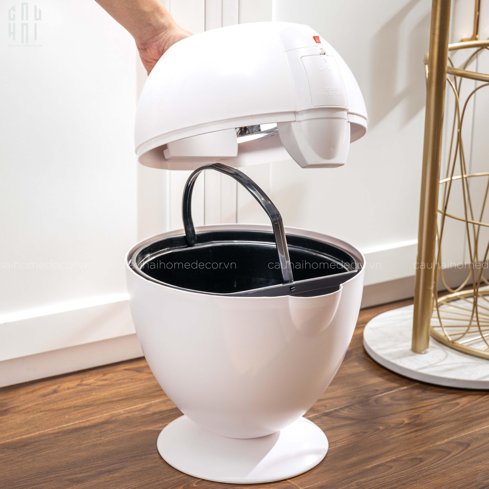 Elysian - Thùng Rác Cảm Ứng Platinum Egg 6L-LY THỦY TINH-CẬU HAI HOME DECOR