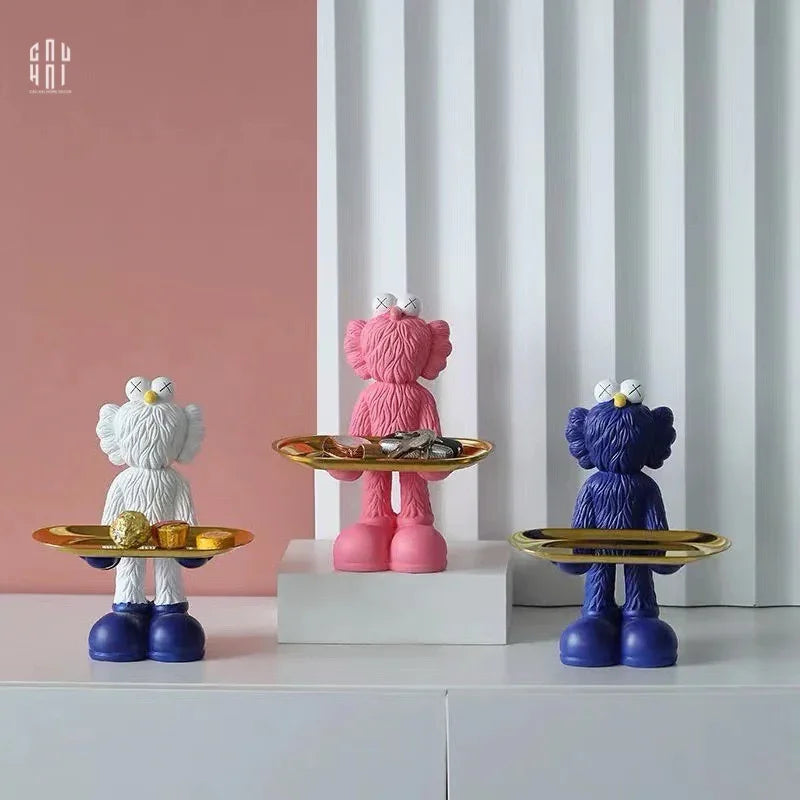 elysian-tuong-figurine-kaws-cam-khay-ban-denim-dark-blue-tuong-trang-tri-cau-hai-home-decor-5 - CẬU HAI HOME DECOR