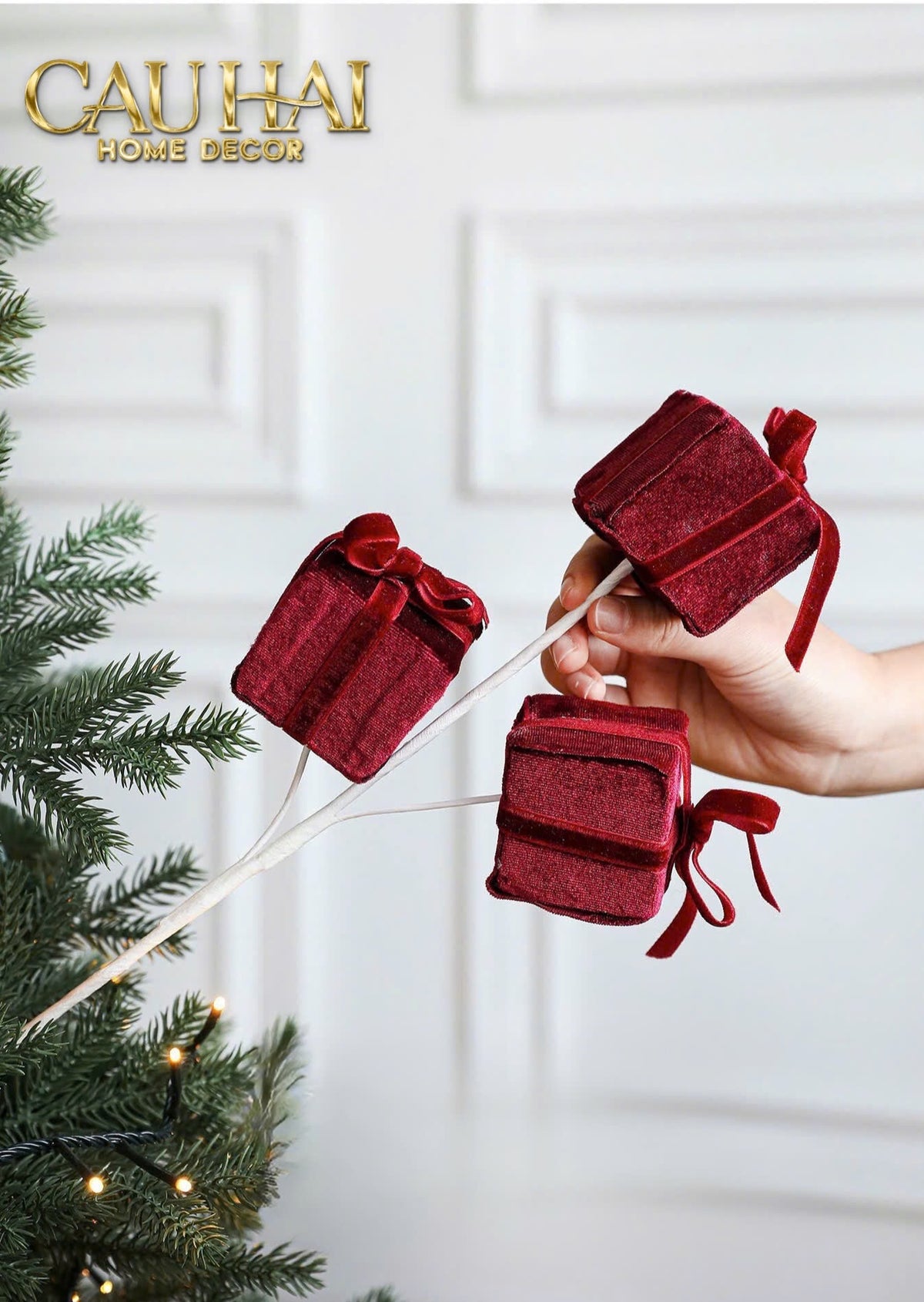 Fêtes Couture - Cành Hộp Quà Bọc Nhung - Emerald Gift Velvet-Hoa Lụa-CẬU HAI HOME DECOR