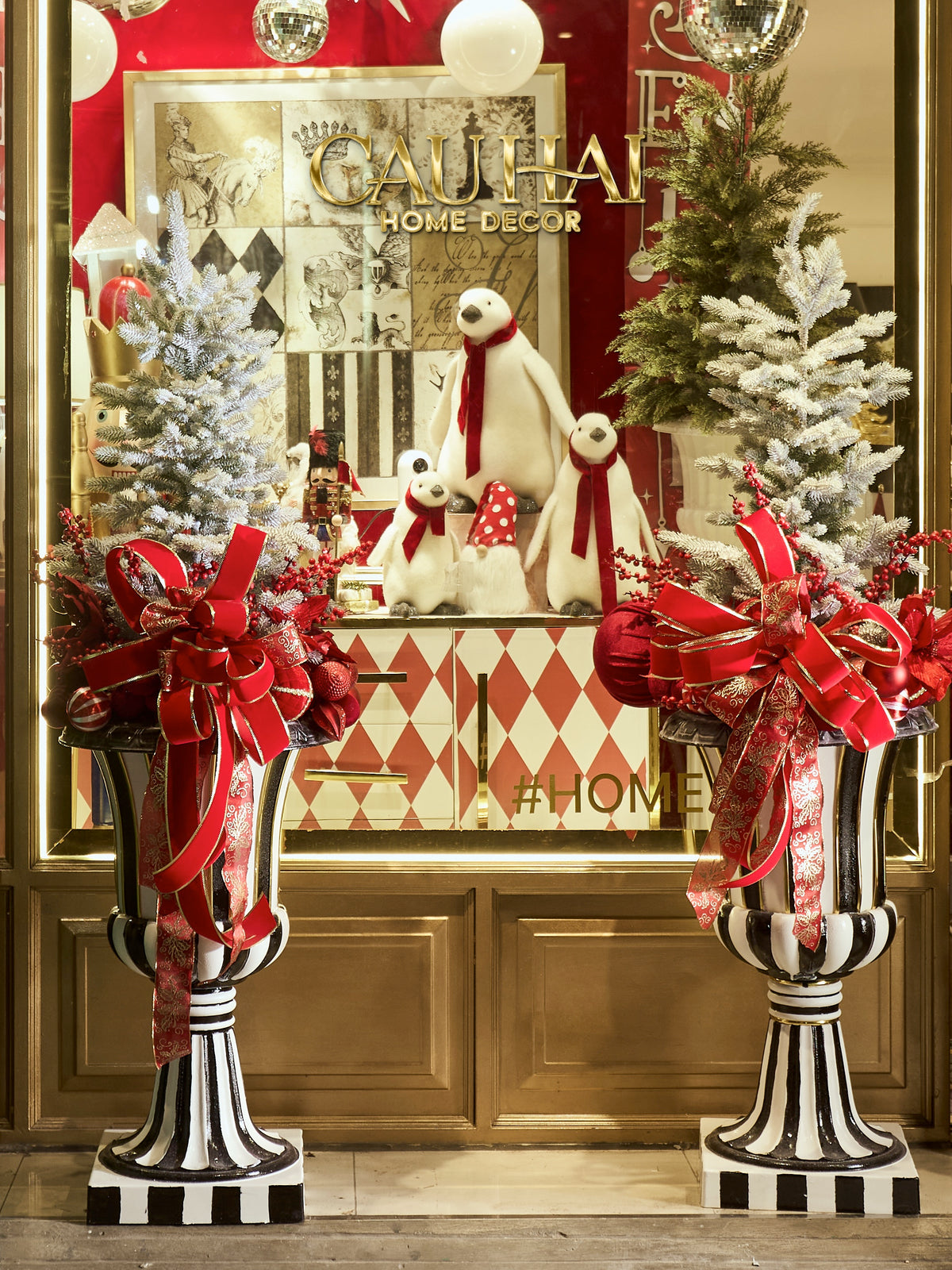 Fêtes Couture - Cặp Chậu Thông Les Jardinières Harlequin Rouge 170-BÌNH HOA-CẬU HAI HOME DECOR