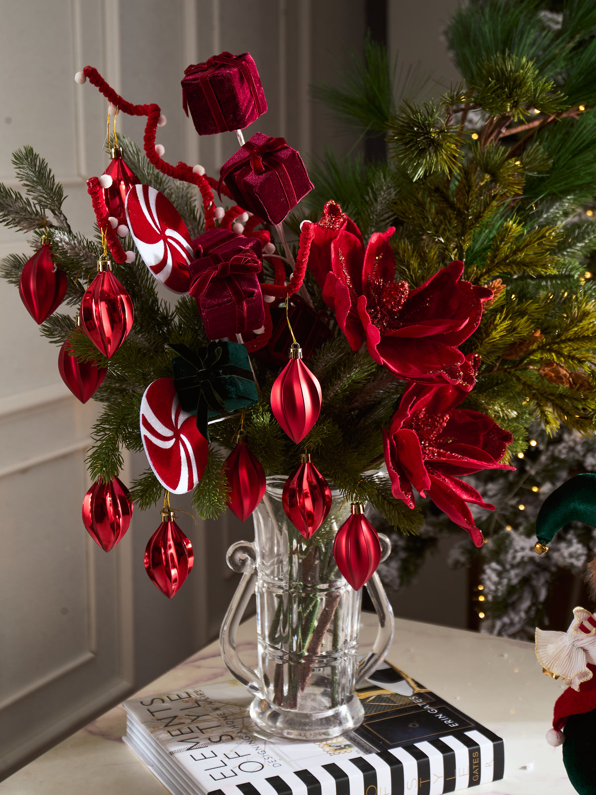 Fêtes Couture - Set Bình Và Hoa Orpheus Christmas Red Velvet-BÌNH HOA-CẬU HAI HOME DECOR