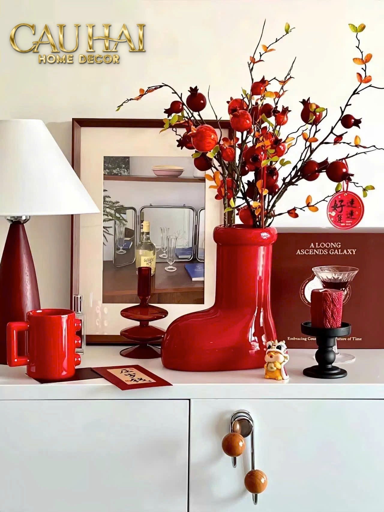 FÊTES COUTURE - BÌNH HOA ROUGE GLOSSY BUBBLR BOOT VASE - CẬU HAI HOME DECOR