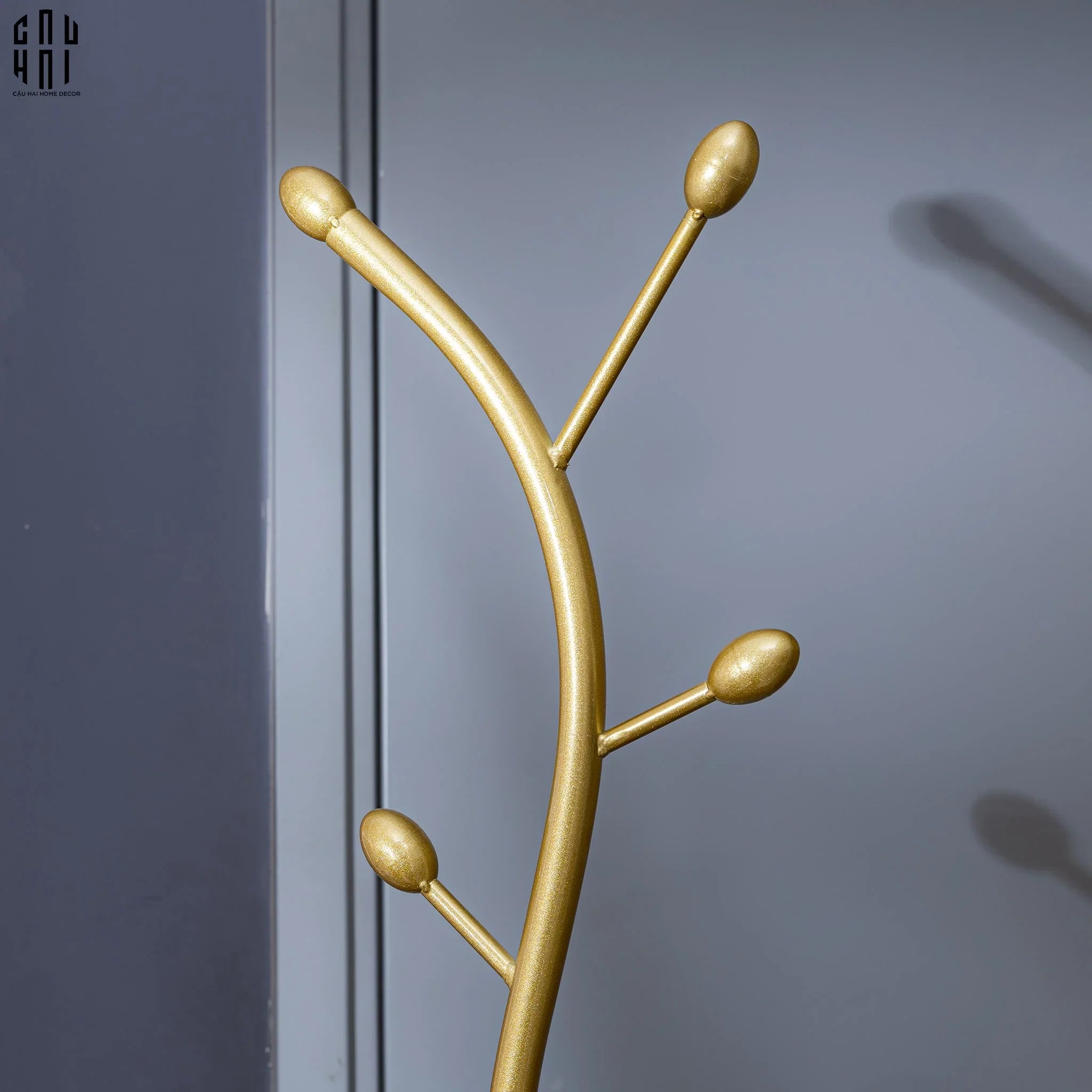 GIÁ TREO ĐỒ OMEGA SS25
