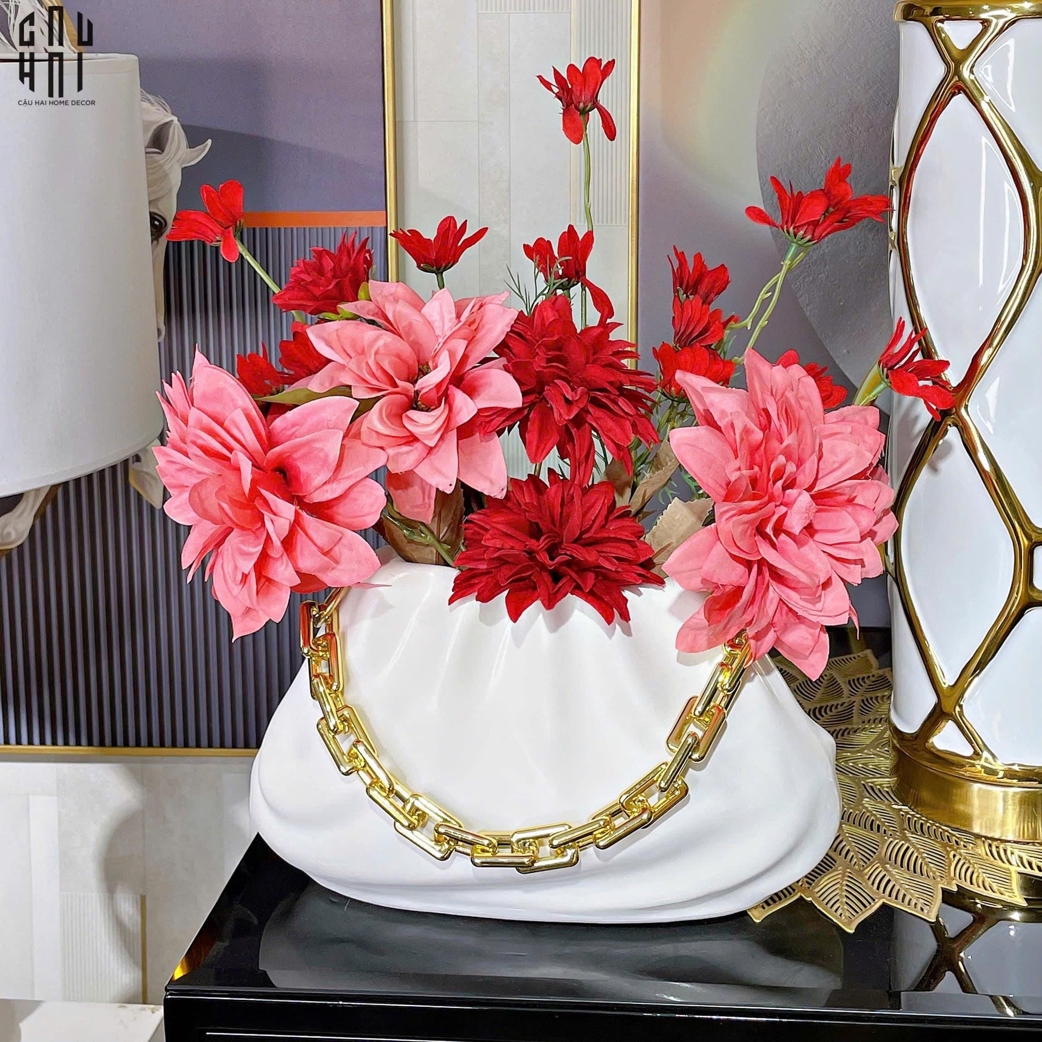 GIỎ CẮM HOA COMPOSITE GOLDEN CHAIN SS25