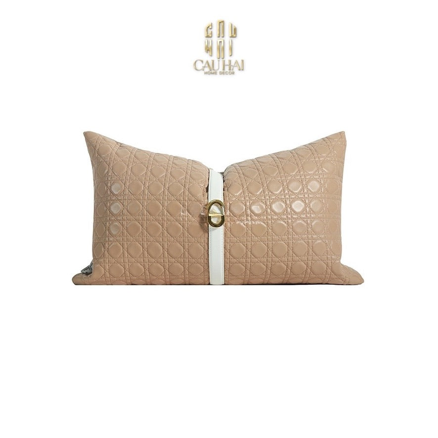 GỐI DA D.O CANNAGE BELT LATTE 30x50-CẬU HAI HOME DECOR