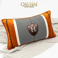 Gối Nhung Terra Heritage H Crest 30X50-VỎ GỐI-CẬU HAI HOME DECOR