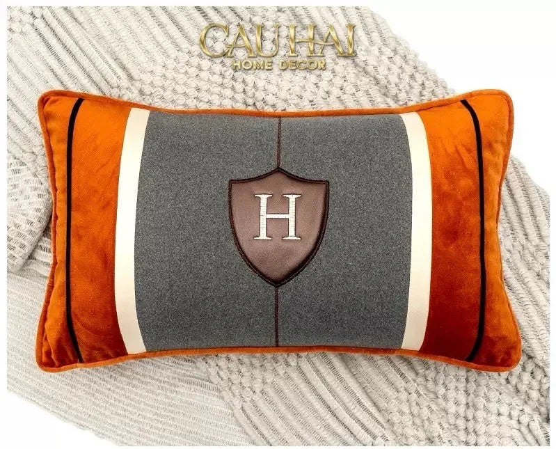 Gối Nhung Terra Heritage H Crest 30X50-VỎ GỐI-CẬU HAI HOME DECOR
