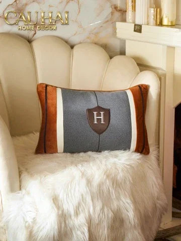 Gối Nhung Terra Heritage H Crest 30X50-VỎ GỐI-CẬU HAI HOME DECOR
